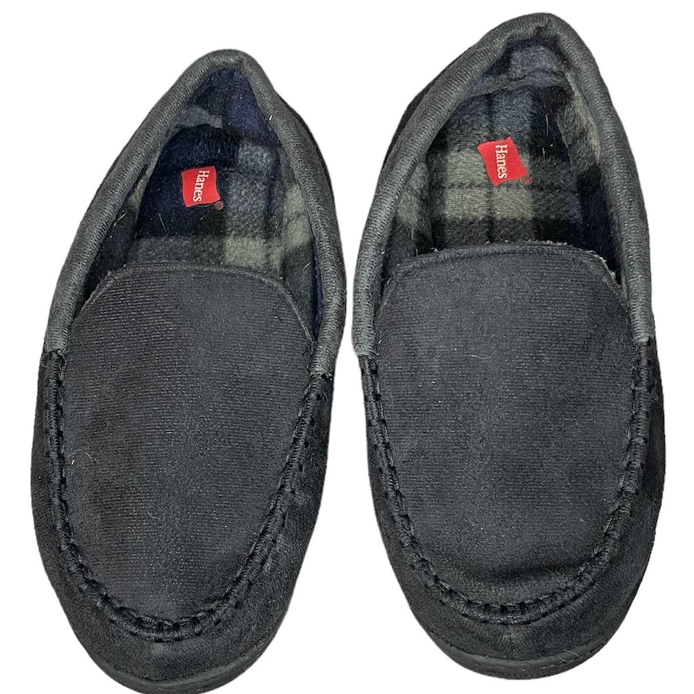 HANES - Boys Moccasin Slippers.